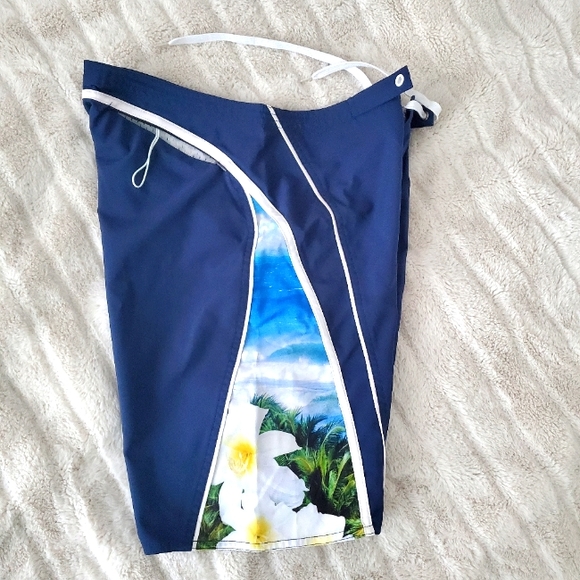 Aaron Chang boardshorts - Picture 4 of 7